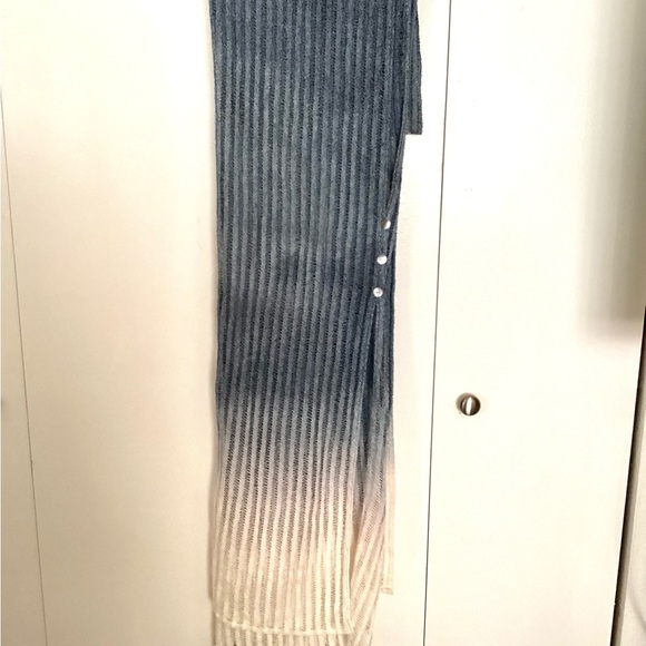 One of a kind art to wear loose knit cardigan/scarf. Steel blue - Picture 2 of 2